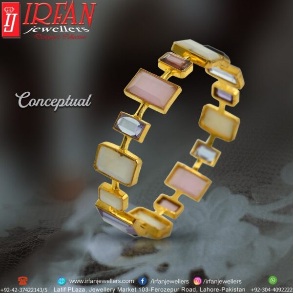 Gold Kara deign