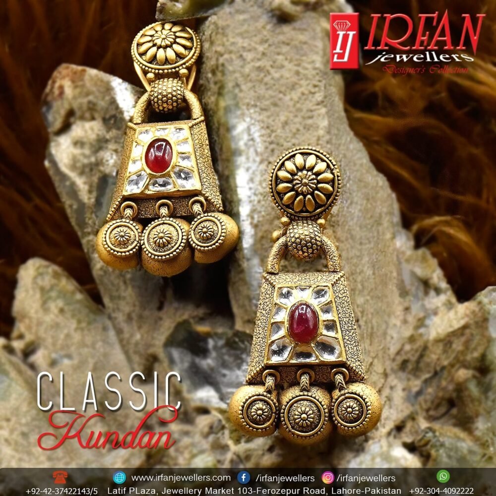 Gold Earring Design 0018