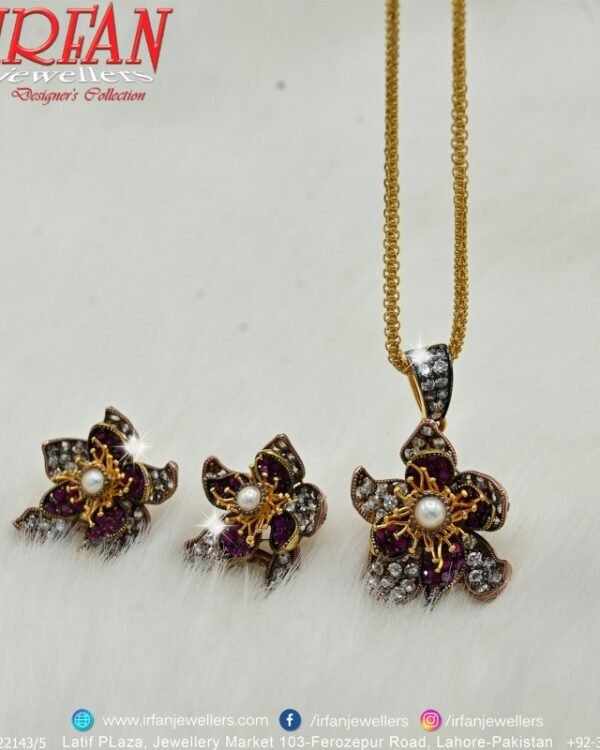 Gold Pendant Design 0056