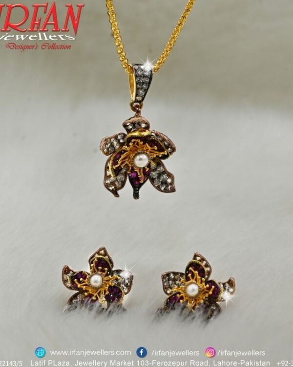 Gold Pendant Design 0057