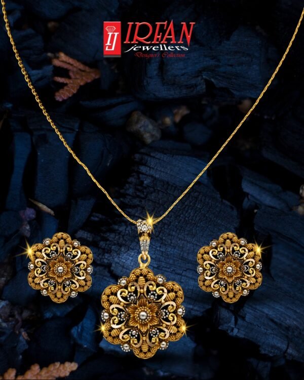 Gold Pendant Design